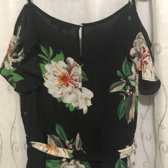 Dress - Picture 5 of 5